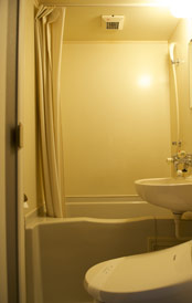 �o�X�E������򎮃g�C��